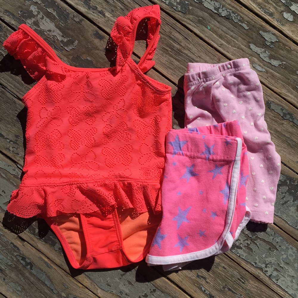 (4/$15) 3 Summer Pieces 3T
